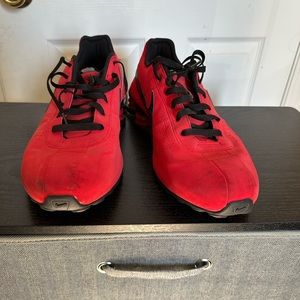 Nike Shox Deliver Red/Black size 12 men